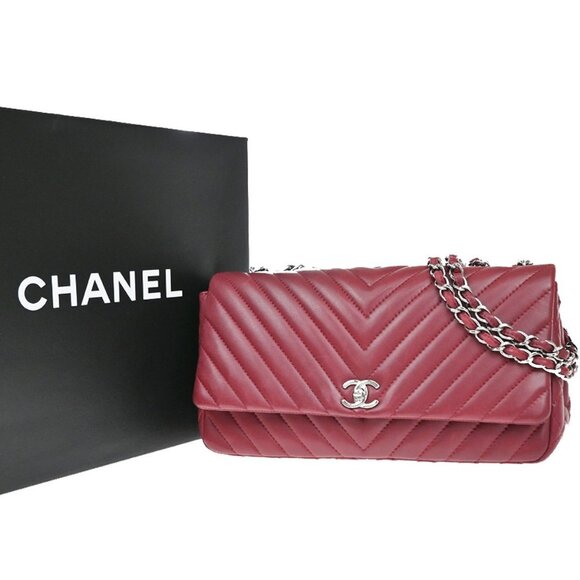 CHANEL CC Logo V Stitch Chain Shoulder Bag Leather Red France 343RF603 - Picture 1 of 16